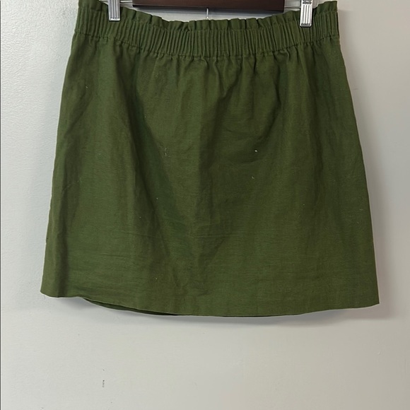 Green Smocked Bubble Mini Skirt for Casual Wear - Picture 3 of 4